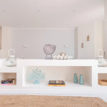 Dos Lirios - Blue Sea אלבופיירה