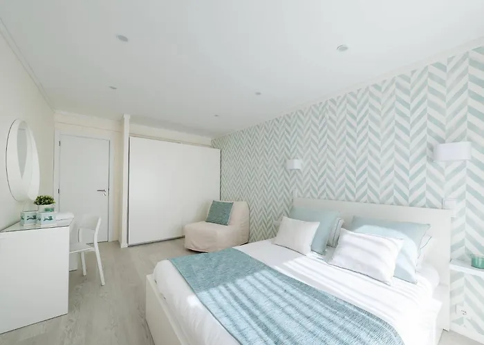 Dos Lirios - Blue Sea